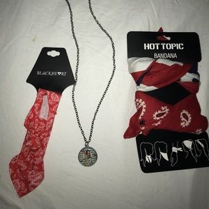 Nautical accessory pack.